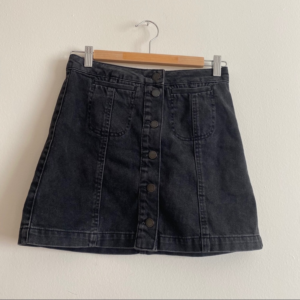 TOP SHOP BUTTON UP DENIM SKIRT